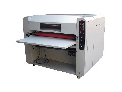 What is the working principle of the film machine?