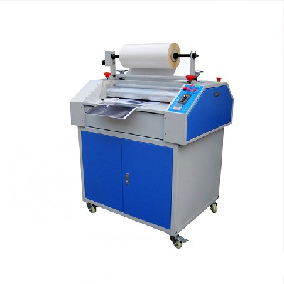 Vertical pattern laminating machine