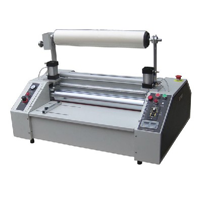 Pattern laminating machine